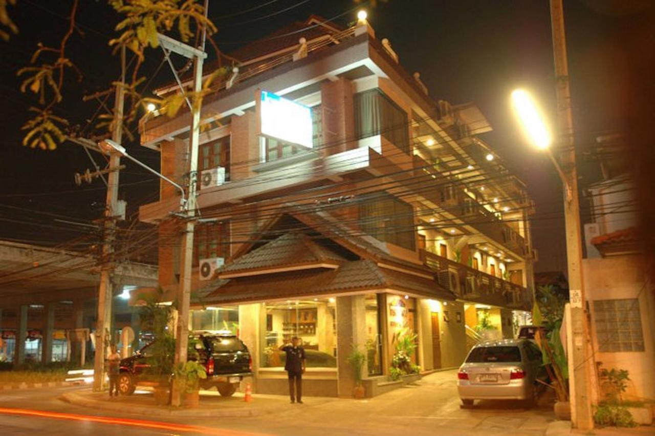 Kraisaeng Place Phitsanulok Exterior foto